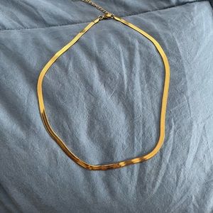 Gold tone, herringbone chain, 15 inches with extender